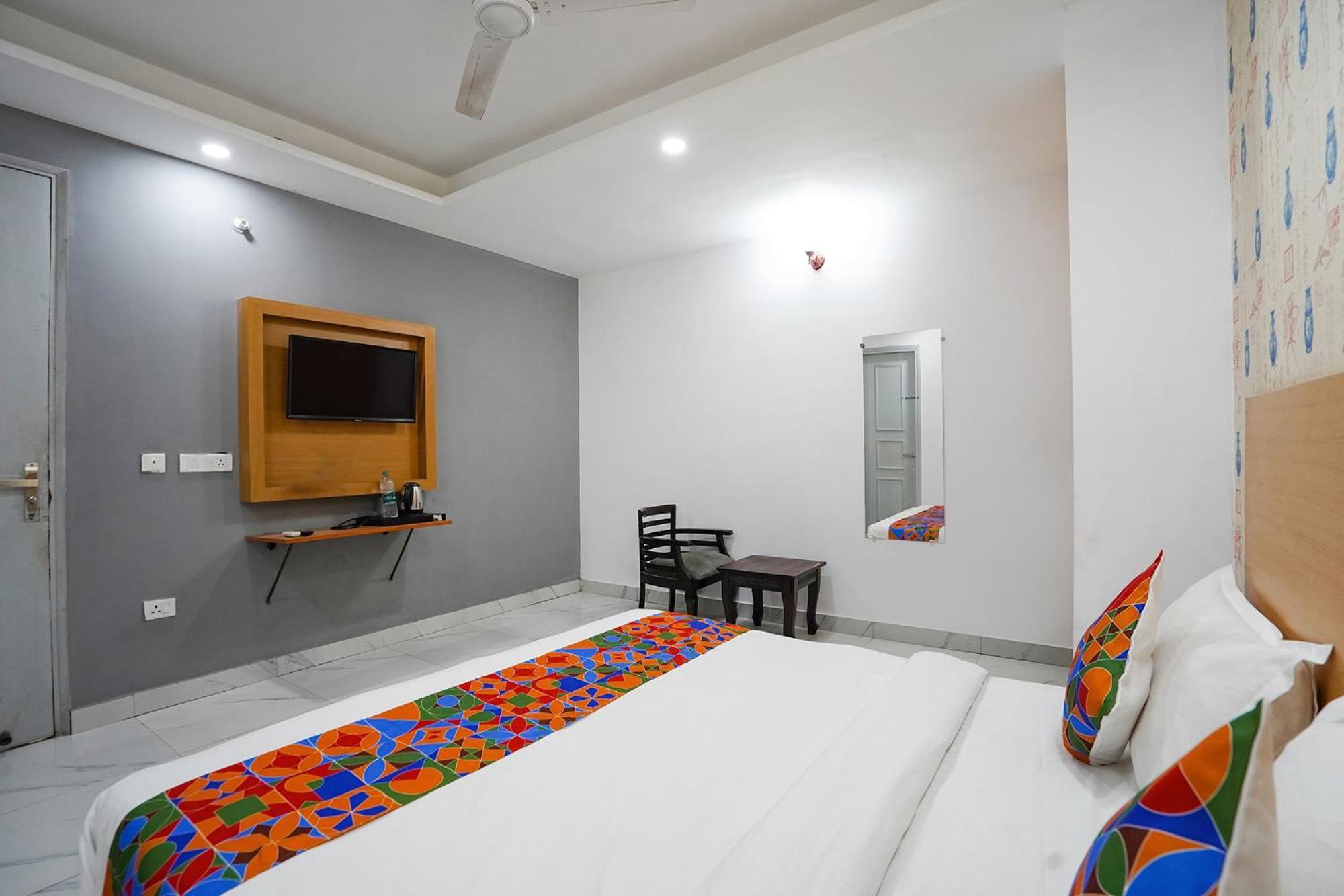 Fabhotel Prime Culture Noida Eksteriør bilde