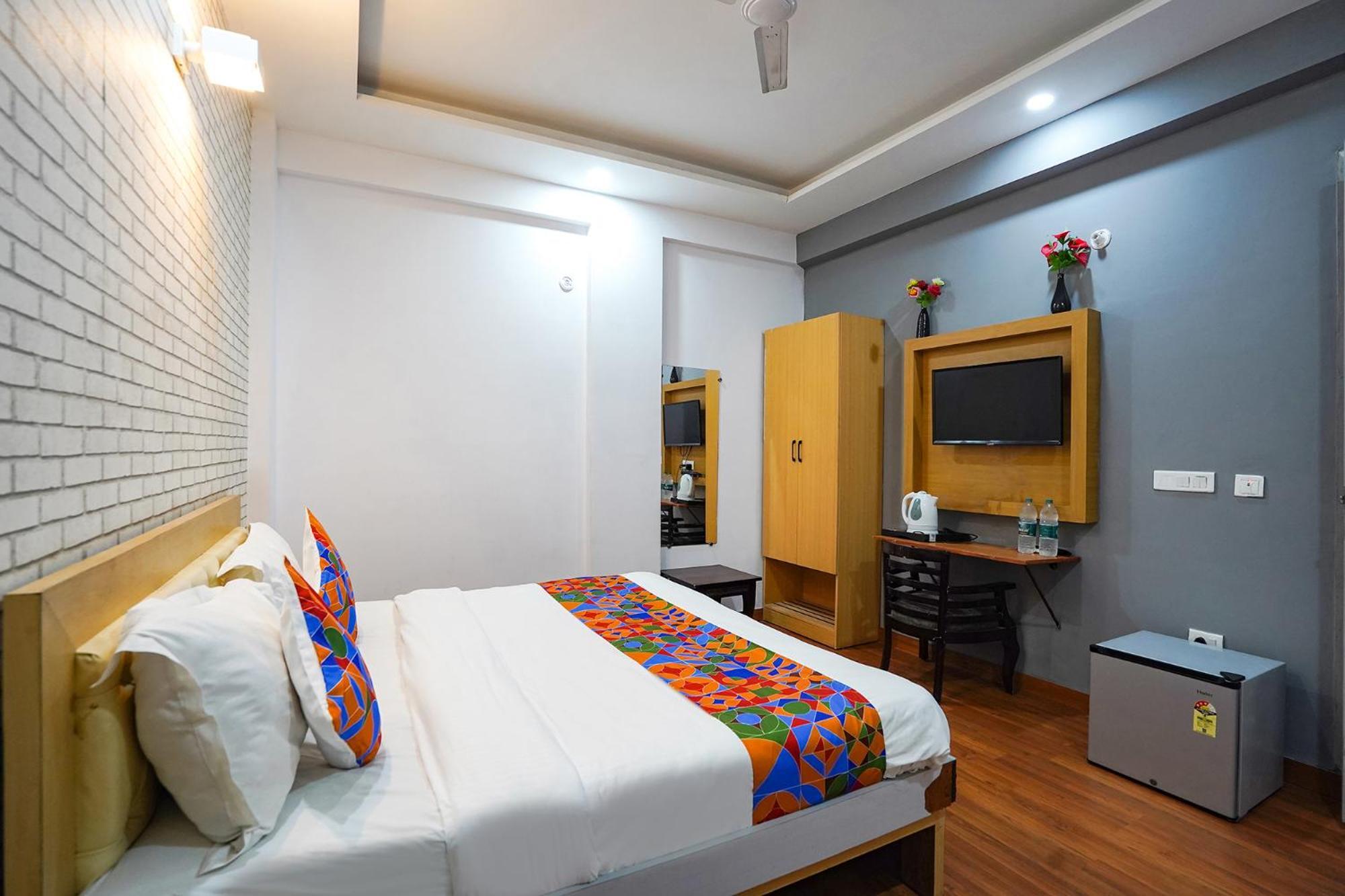 Fabhotel Prime Culture Noida Eksteriør bilde